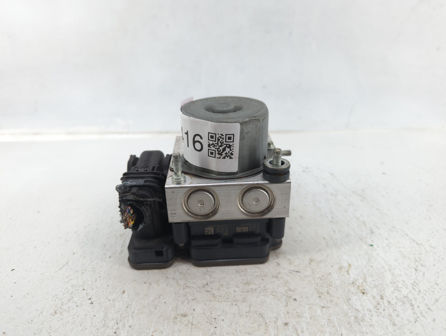 2017 Nissan Rogue ABS Pump Control Module Replacement P/N:47660 6FP0A Fits OEM Used Auto Parts - Oemusedautoparts1.com