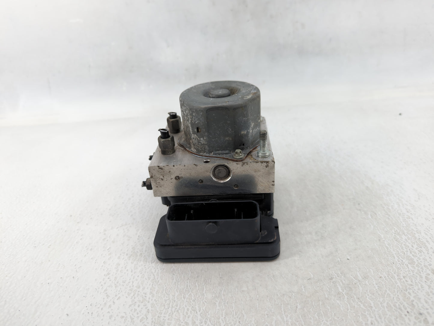 2017 Nissan Rogue ABS Pump Control Module Replacement P/N:269 829 476606FL1A Fits OEM Used Auto Parts - Oemusedautoparts1.co