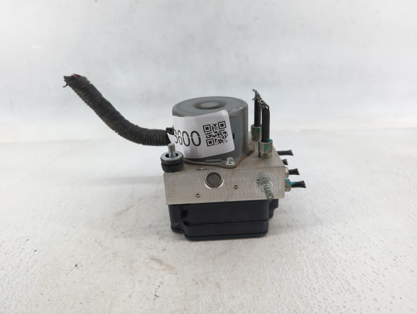 2017 Nissan Rogue ABS Pump Control Module Replacement P/N:CX23-2C405-AE 47660 5HL4A Fits OEM Used Auto Parts - Oemusedautopa