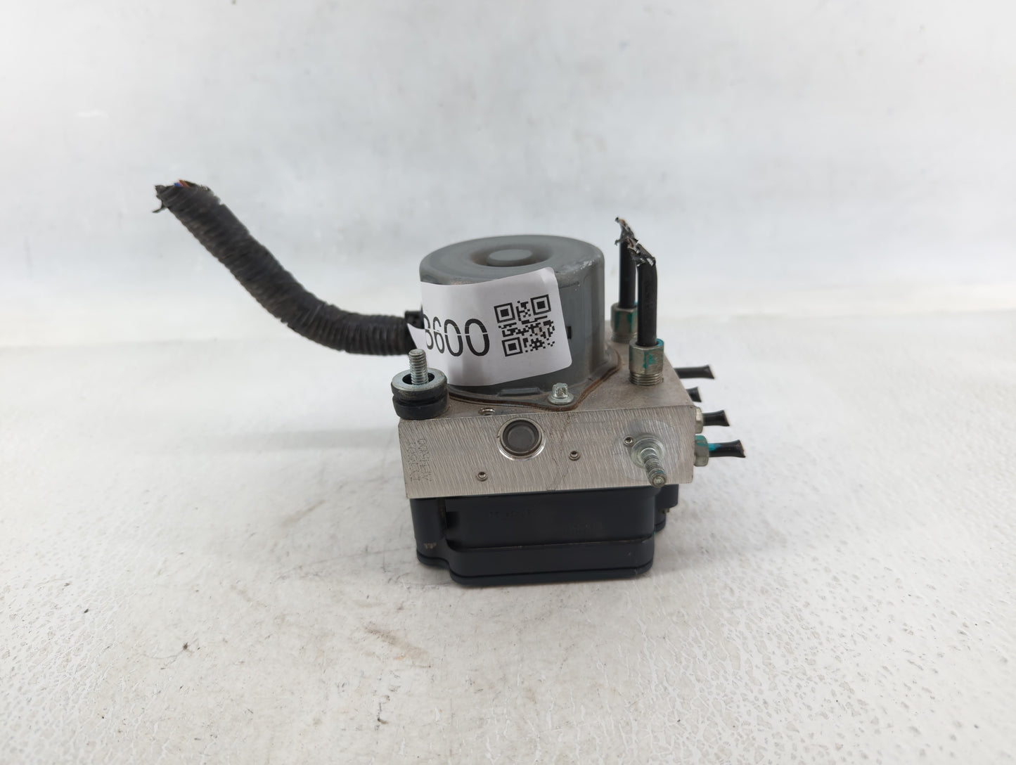 2017 Nissan Rogue ABS Pump Control Module Replacement P/N:CX23-2C405-AE 47660 5HL4A Fits OEM Used Auto Parts - Oemusedautopa