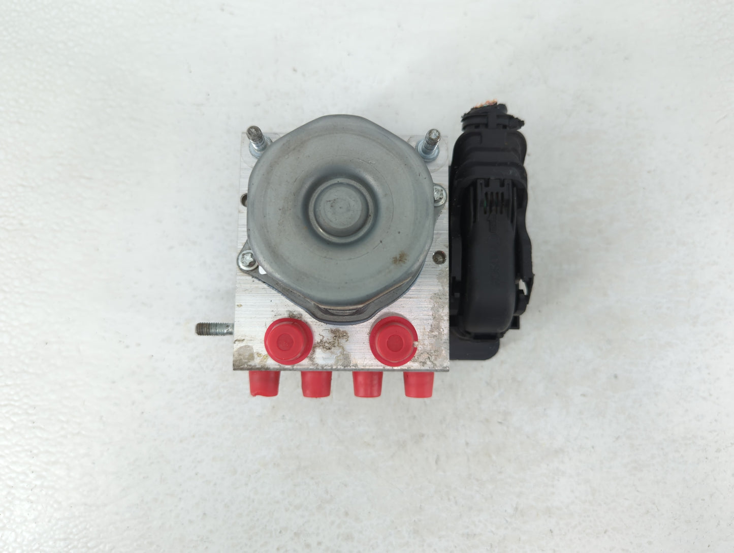 2016 Nissan Rogue ABS Pump Control Module Replacement Fits OEM Used Auto Parts - Oemusedautoparts1.com