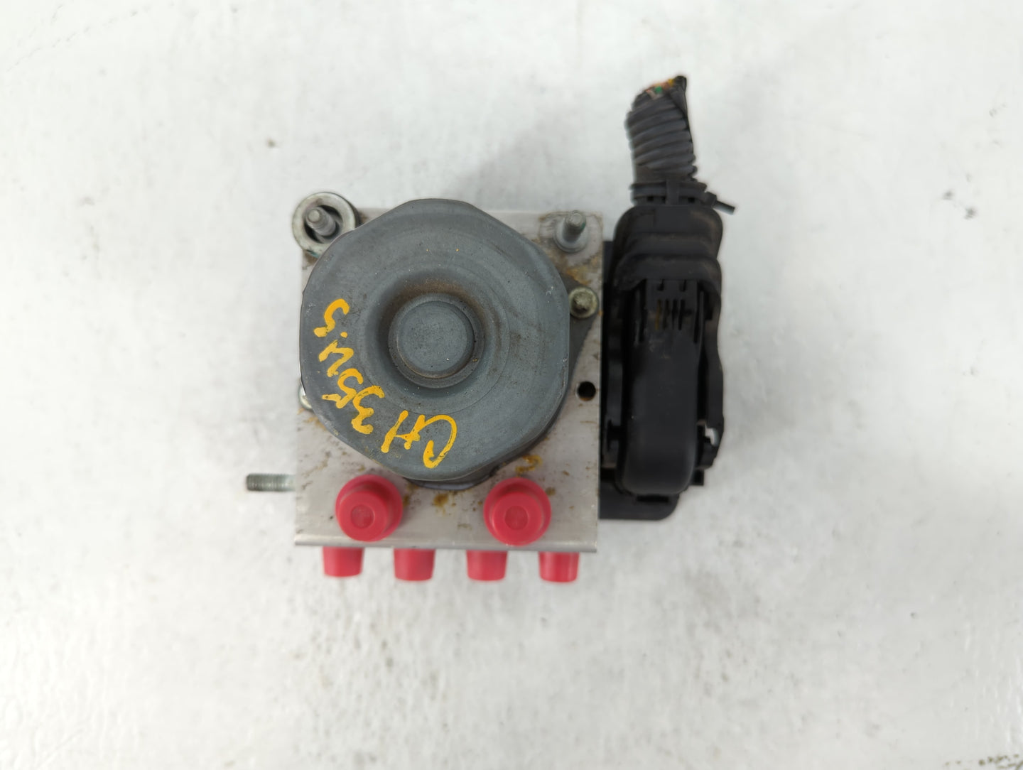 2017 Nissan Rogue ABS Pump Control Module Replacement P/N:47660 5HK3A Fits OEM Used Auto Parts - Oemusedautoparts1.com