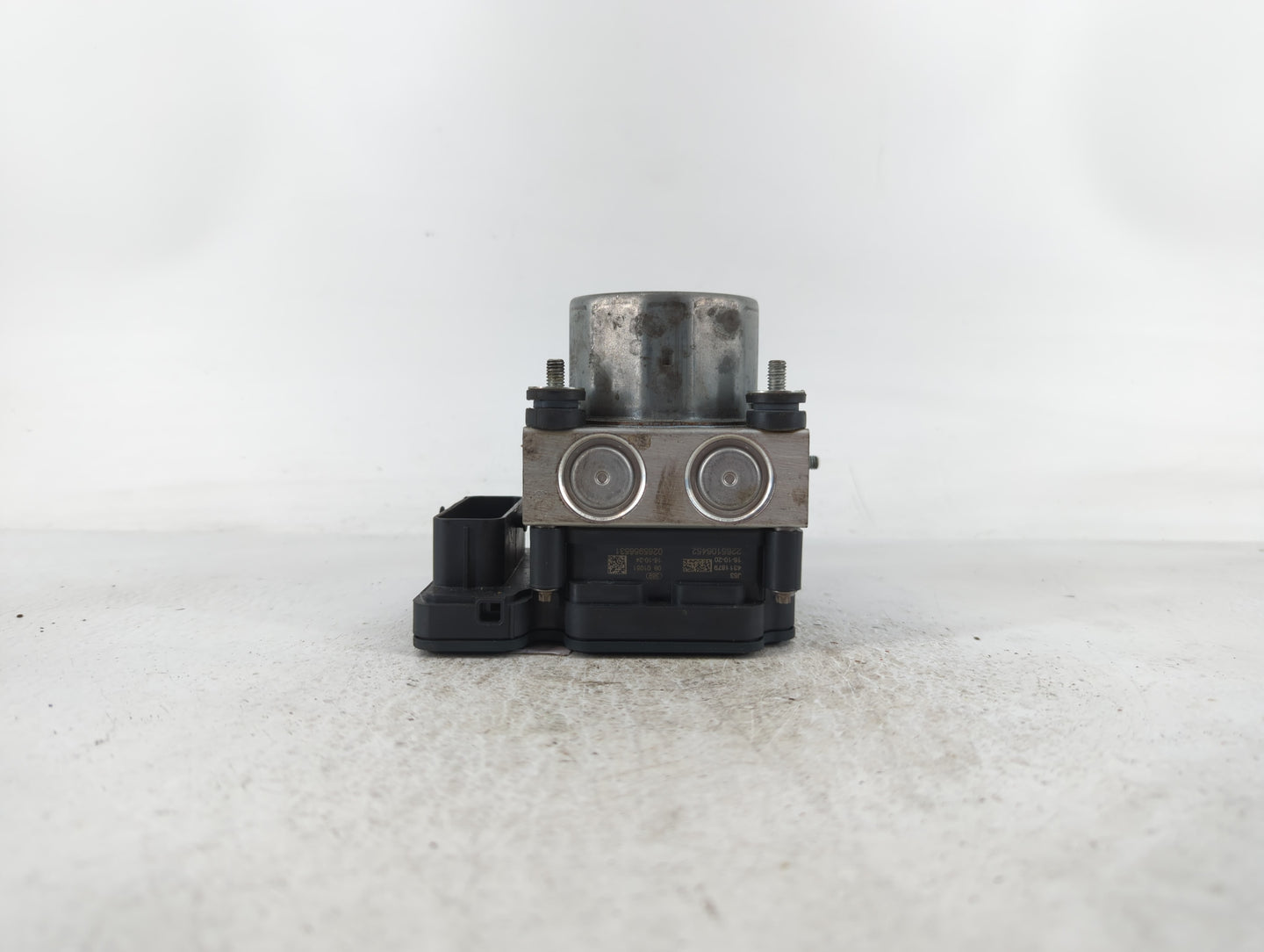2017 Nissan Rogue ABS Pump Control Module Replacement P/N:47660 5HL2A Fits OEM Used Auto Parts - Oemusedautoparts1.com