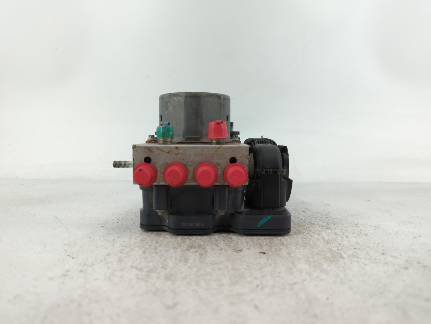 2017 Nissan Rogue ABS Pump Control Module Replacement P/N:47660 5HL4A Fits OEM Used Auto Parts - Oemusedautoparts1.com