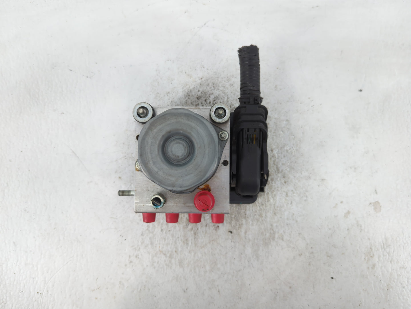 2017 Nissan Rogue ABS Pump Control Module Replacement P/N:47660 5HL4A Fits OEM Used Auto Parts - Oemusedautoparts1.com