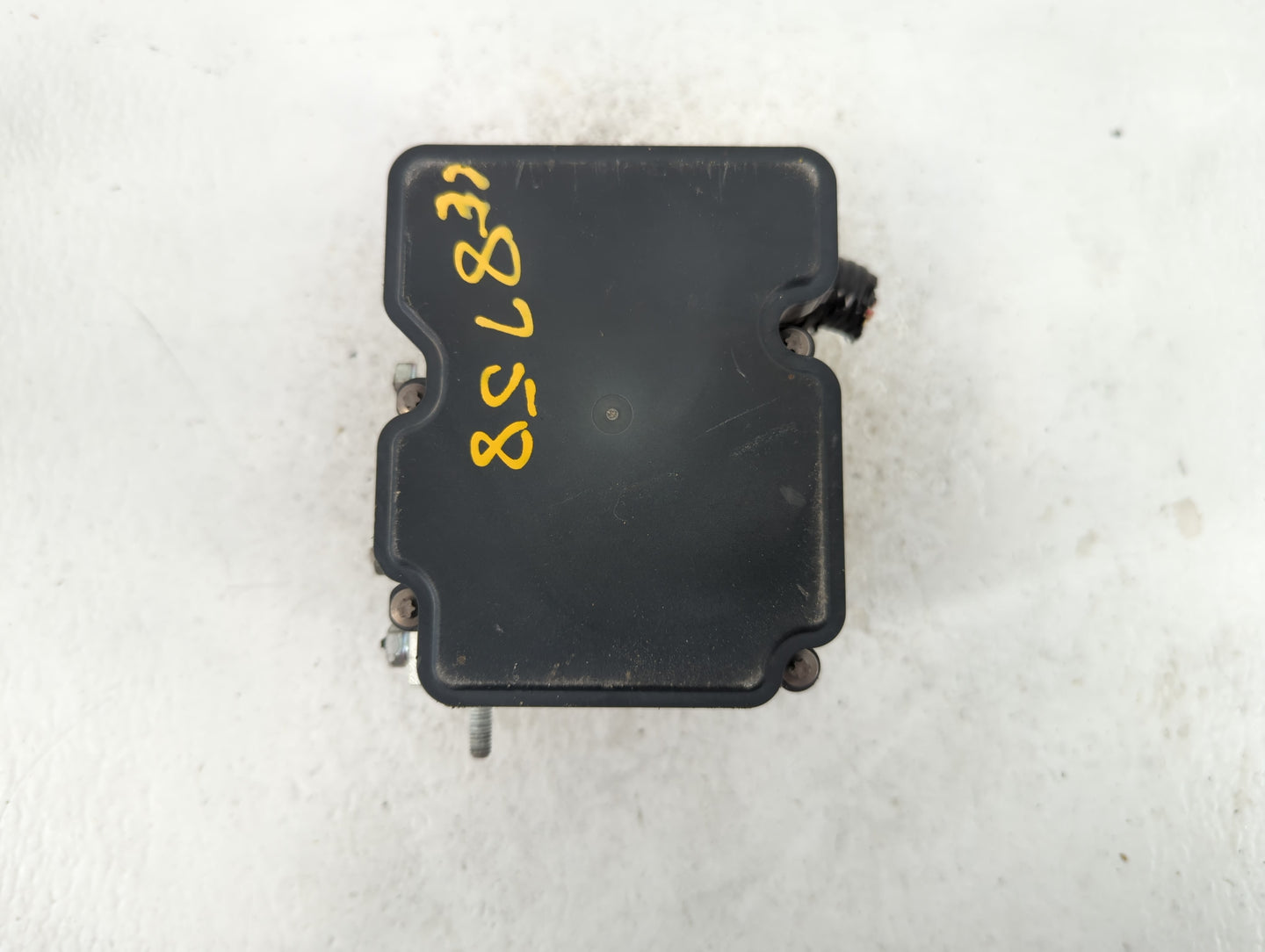 2017 Nissan Rogue ABS Pump Control Module Replacement P/N:47660 6FL2A Fits OEM Used Auto Parts - Oemusedautoparts1.com