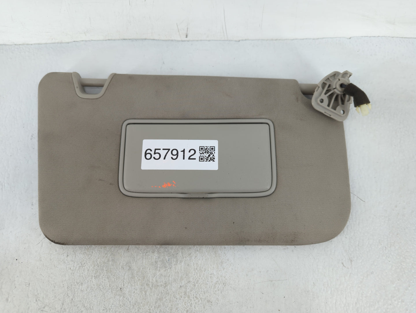 2014-2017 Nissan Rogue Sun Visor Shade Replacement Passenger Right Mirror Fits Fits 2014 2015 2016 2017 OEM Used Auto Parts 