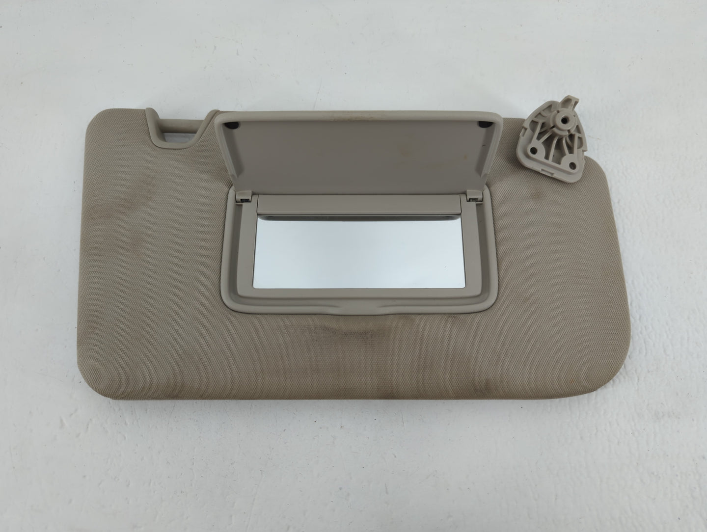 2017 Nissan Rogue Sun Visor Shade Replacement Passenger Right Mirror Fits OEM Used Auto Parts - Oemusedautoparts1.com