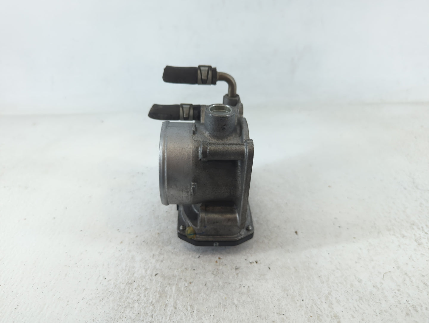 2014-2020 Nissan Rogue Throttle Body P/N:3TA60-01-B Fits Fits 2013 2014 2015 2016 2017 2018 2019 2020 OEM Used Auto Parts - 