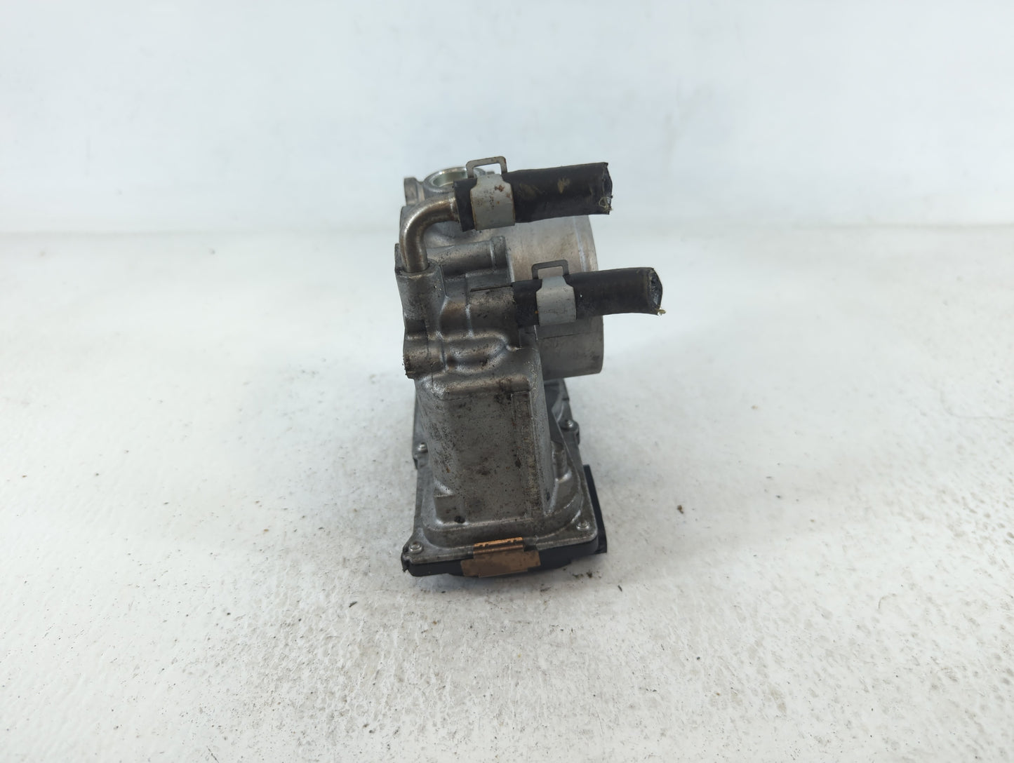 2014-2020 Nissan Rogue Throttle Body P/N:3TA60-01-B Fits Fits 2013 2014 2015 2016 2017 2018 2019 2020 OEM Used Auto Parts - 
