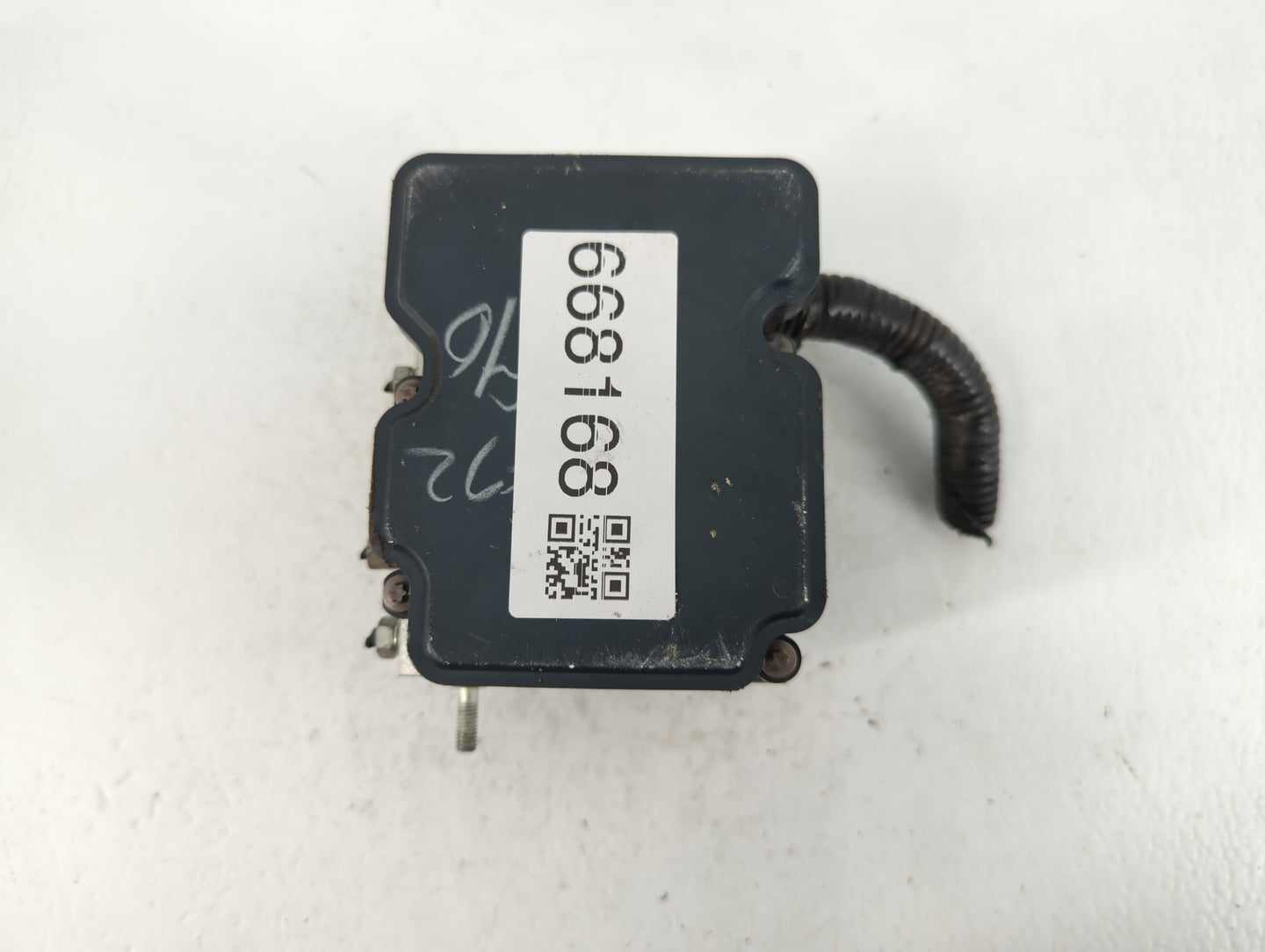 2017 Nissan Rogue ABS Pump Control Module Replacement P/N:47660 6FL0A Fits OEM Used Auto Parts - Oemusedautoparts1.com