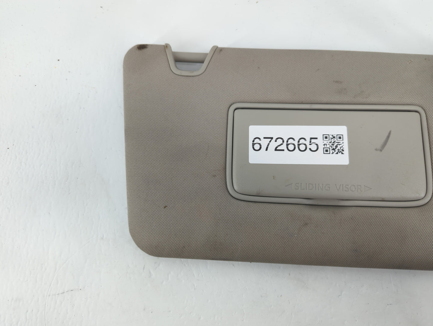 2014-2017 Nissan Rogue Sun Visor Shade Replacement Passenger Right Mirror Fits Fits 2014 2015 2016 2017 OEM Used Auto Parts 