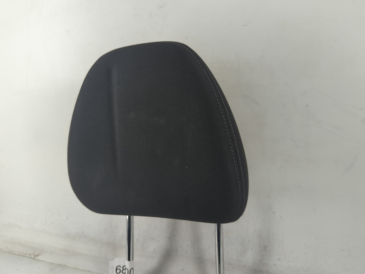 2017 Nissan Rogue Headrest Head Rest Front Driver Passenger Seat Black - Oemusedautoparts1.com