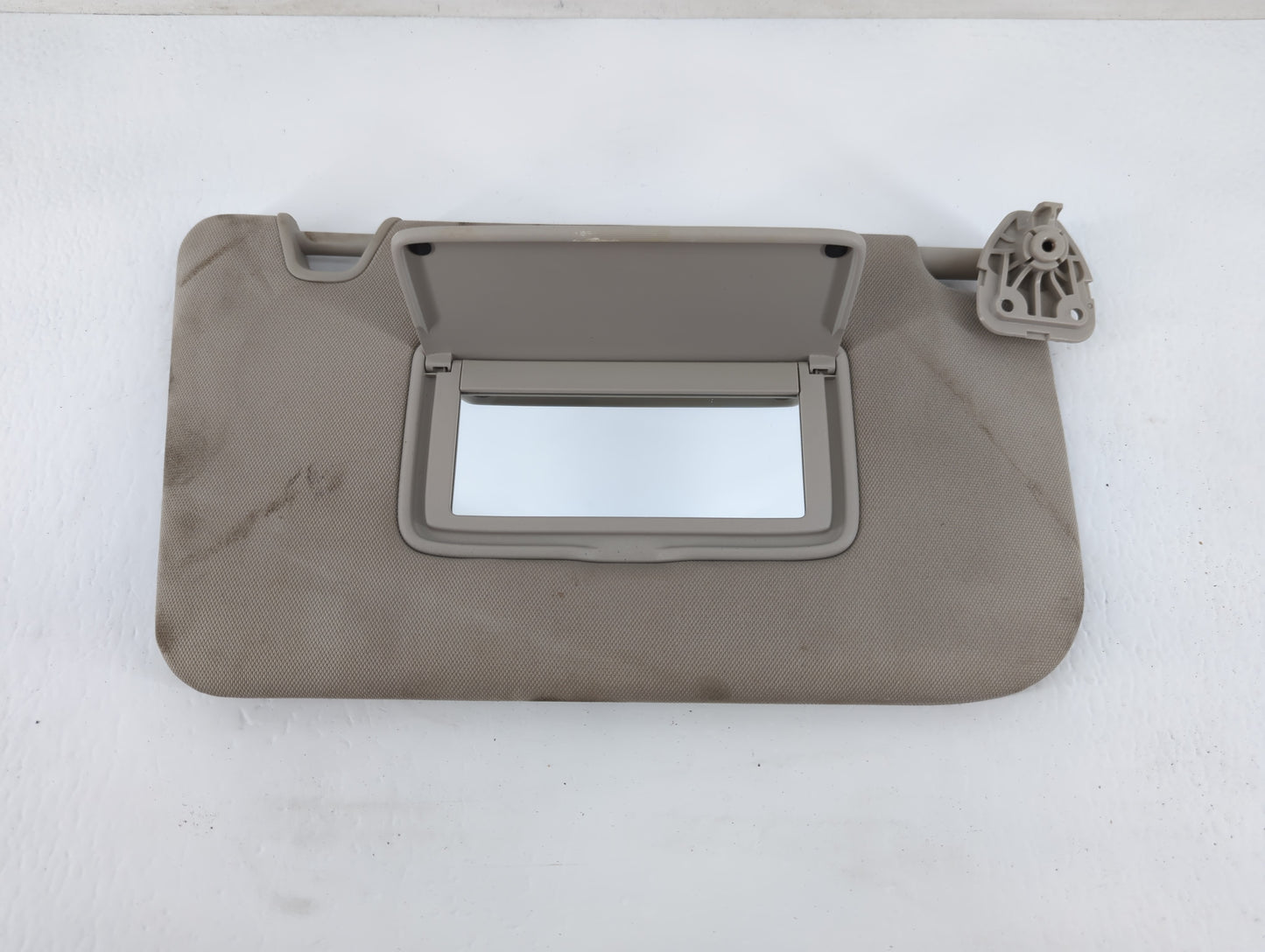 2017 Nissan Rogue Sun Visor Shade Replacement Passenger Right Mirror Fits OEM Used Auto Parts - Oemusedautoparts1.com