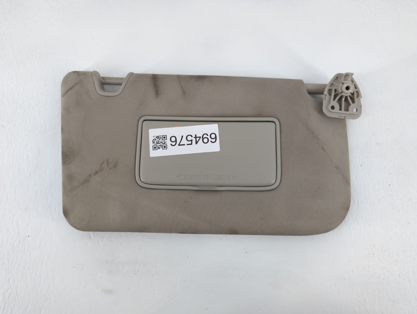 2017 Nissan Rogue Sun Visor Shade Replacement Passenger Right Mirror Fits OEM Used Auto Parts - Oemusedautoparts1.com