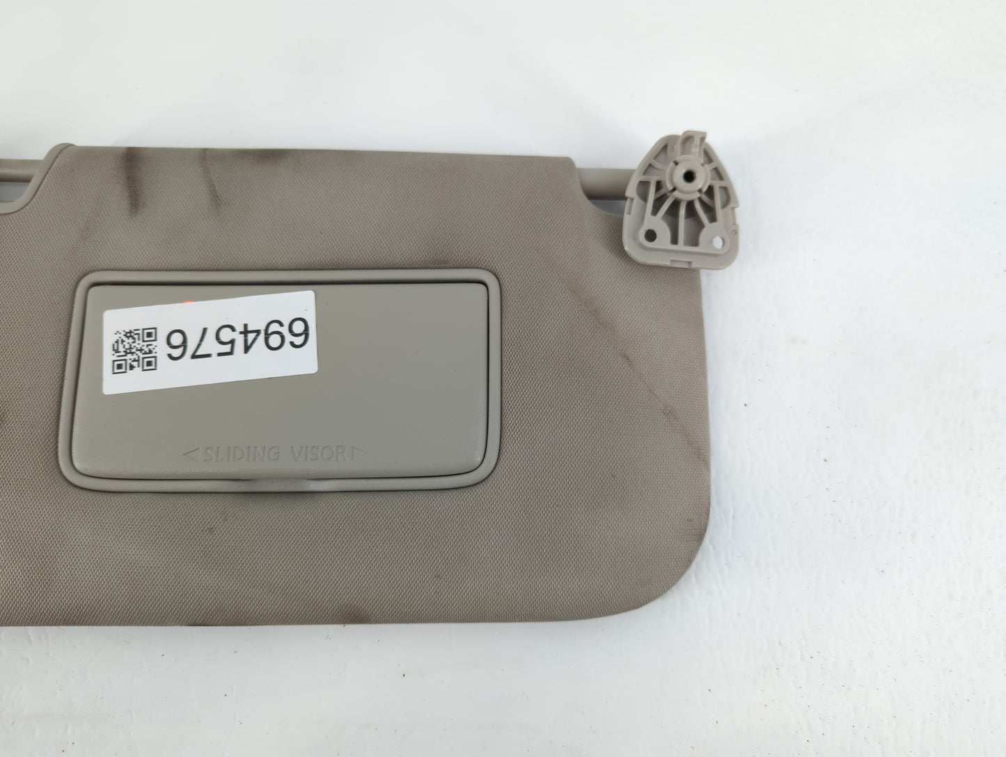 2017 Nissan Rogue Sun Visor Shade Replacement Passenger Right Mirror Fits OEM Used Auto Parts - Oemusedautoparts1.com