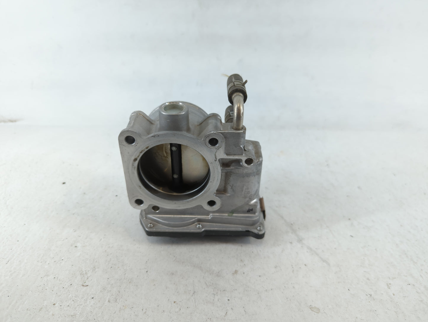 2014-2020 Nissan Rogue Throttle Body P/N:3TA60-01 B Fits Fits 2013 2014 2015 2016 2017 2018 2019 2020 OEM Used Auto Parts - 