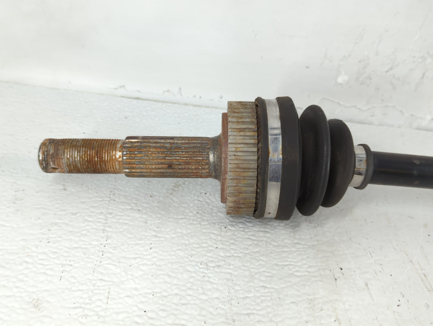 2017 Nissan Rogue Axle Shaft Front Driver Cv C/v - Oemusedautoparts1.com