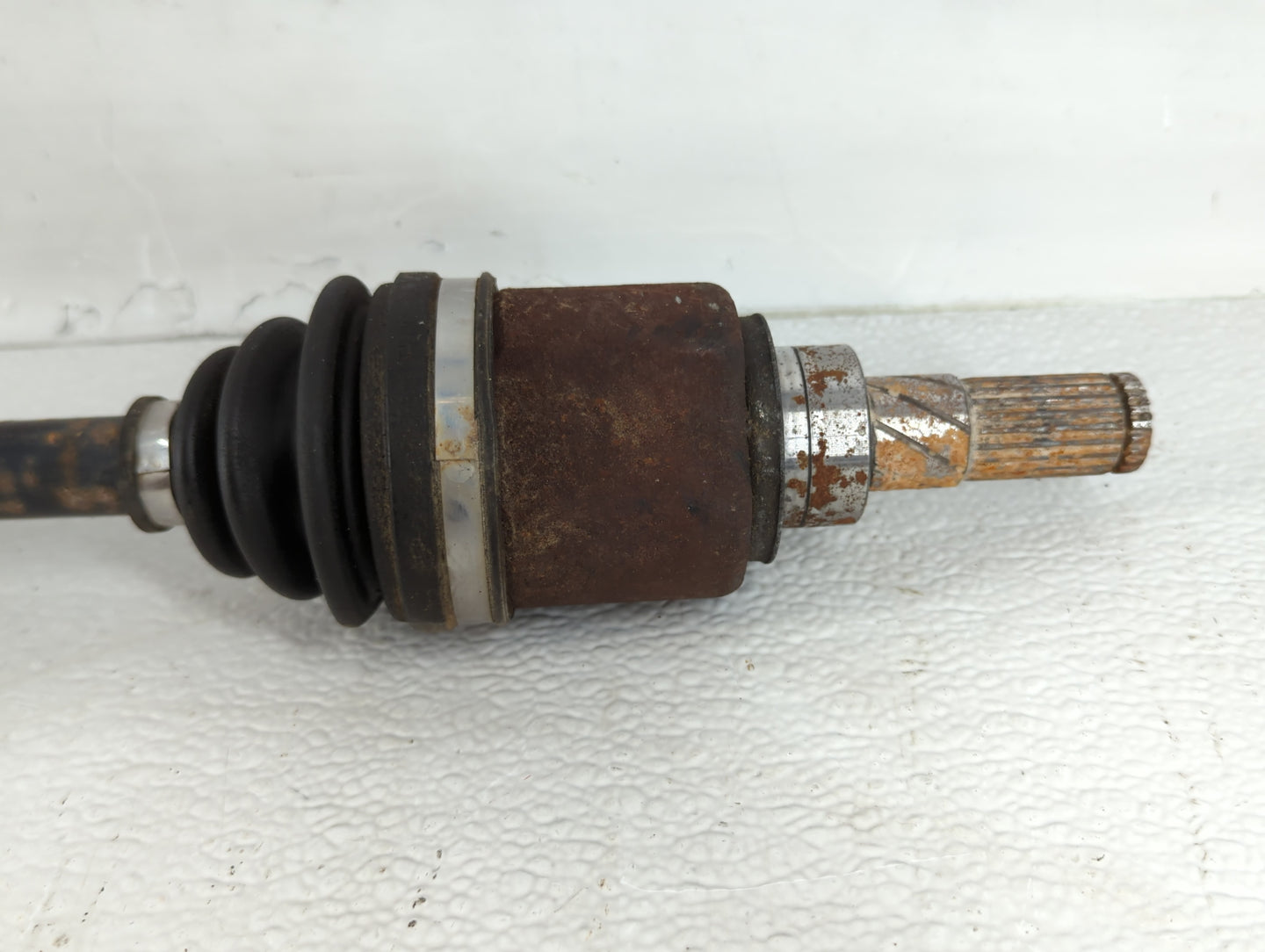 2017 Nissan Rogue Axle Shaft Front Driver Cv C/v - Oemusedautoparts1.com