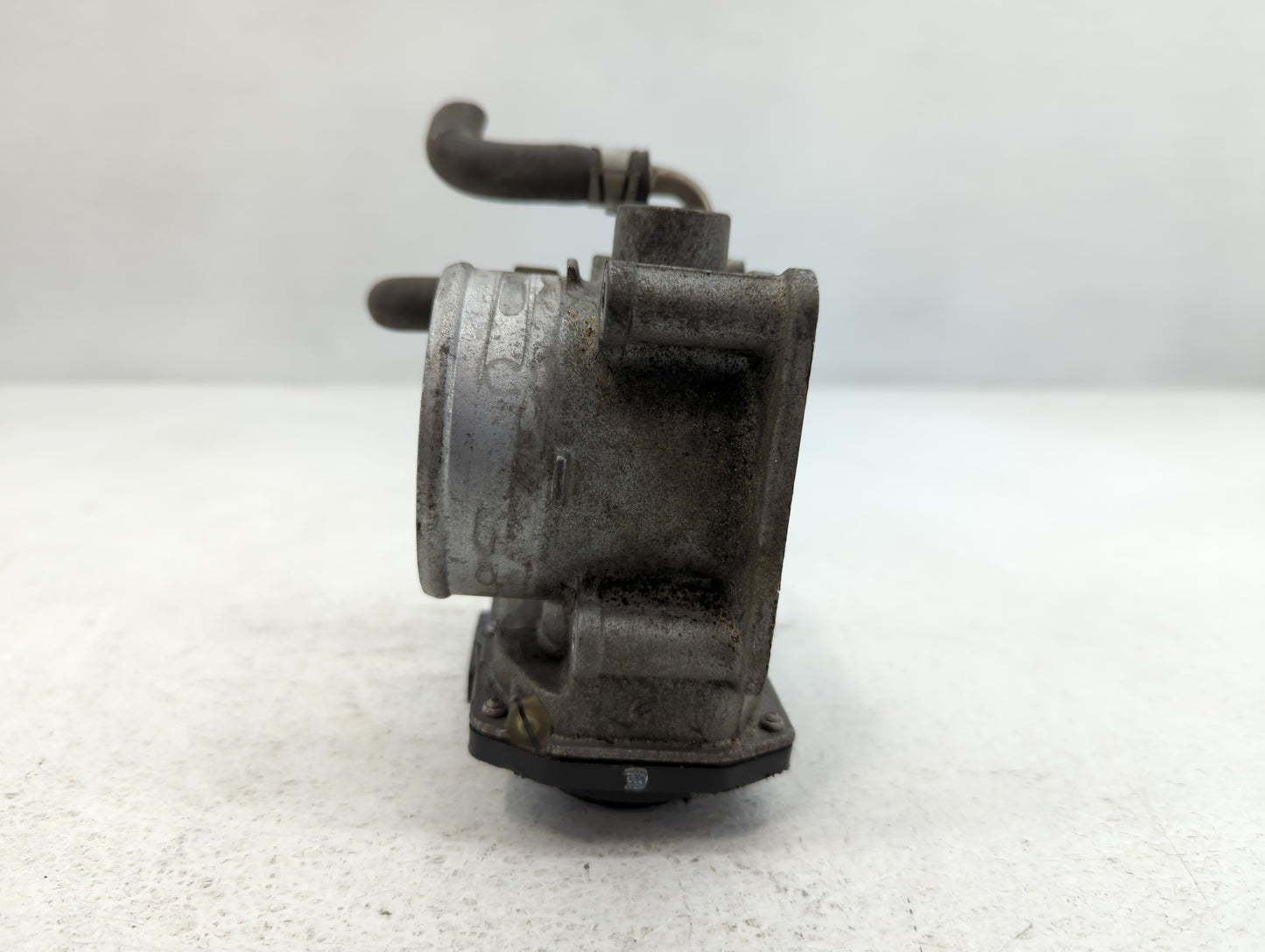2014-2020 Nissan Rogue Throttle Body Fits Fits 2013 2014 2015 2016 2017 2018 2019 2020 OEM Used Auto Parts - Oemusedautopart