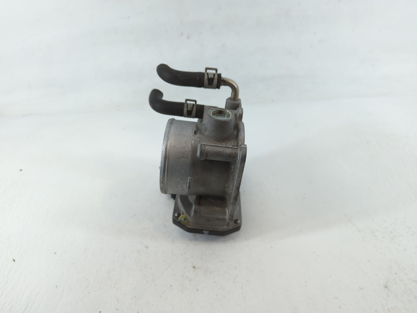 2014-2020 Nissan Rogue Throttle Body P/N:3TA60-01 C Fits Fits 2013 2014 2015 2016 2017 2018 2019 2020 OEM Used Auto Parts - 