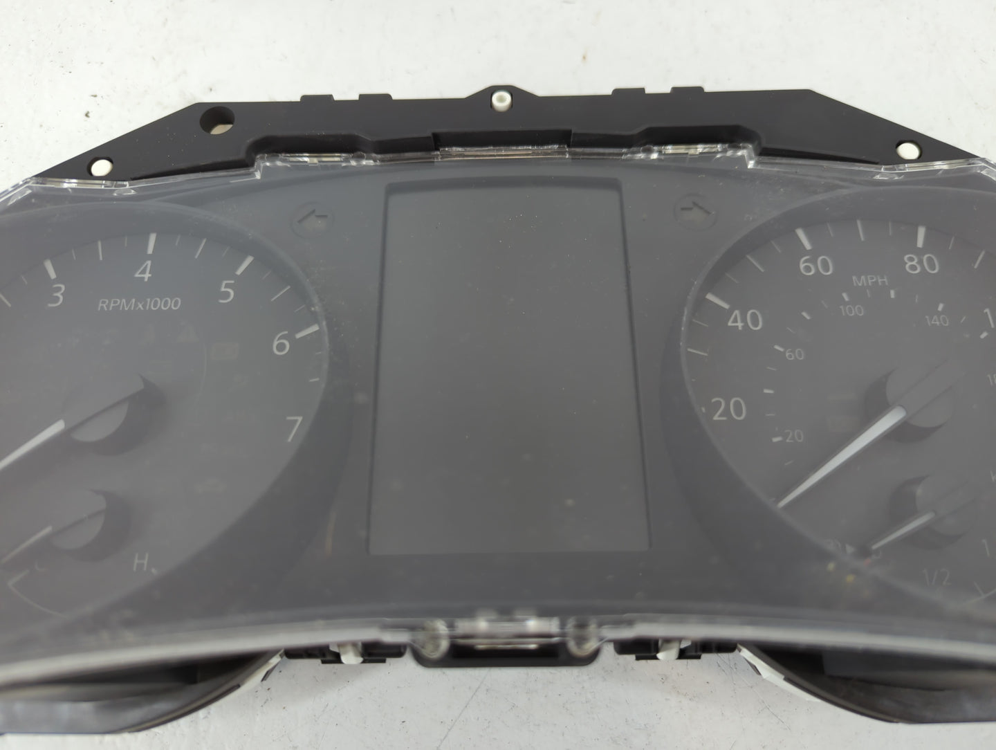 2017 Nissan Rogue Instrument Cluster Speedometer Gauges P/N:5HS0A/5K4L Fits OEM Used Auto Parts - Oemusedautoparts1.com