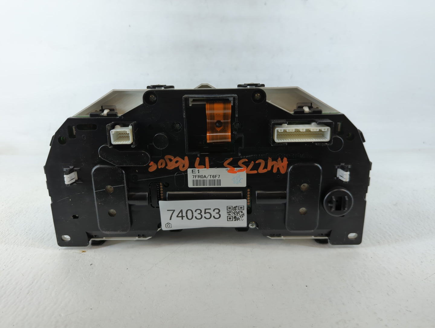 2017 Nissan Rogue Instrument Cluster Speedometer Gauges P/N:7FR0A/T6F7 Fits OEM Used Auto Parts - Oemusedautoparts1.com