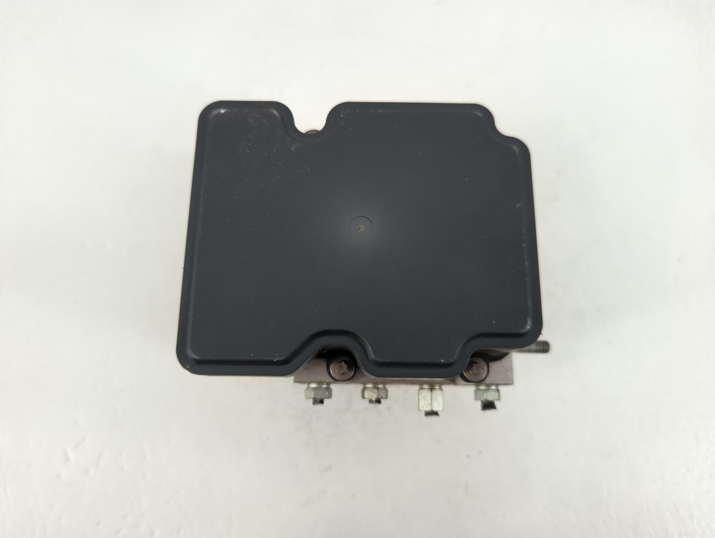 2017 Nissan Rogue ABS Pump Control Module Replacement P/N:47660 6FL4A Fits OEM Used Auto Parts - Oemusedautoparts1.com