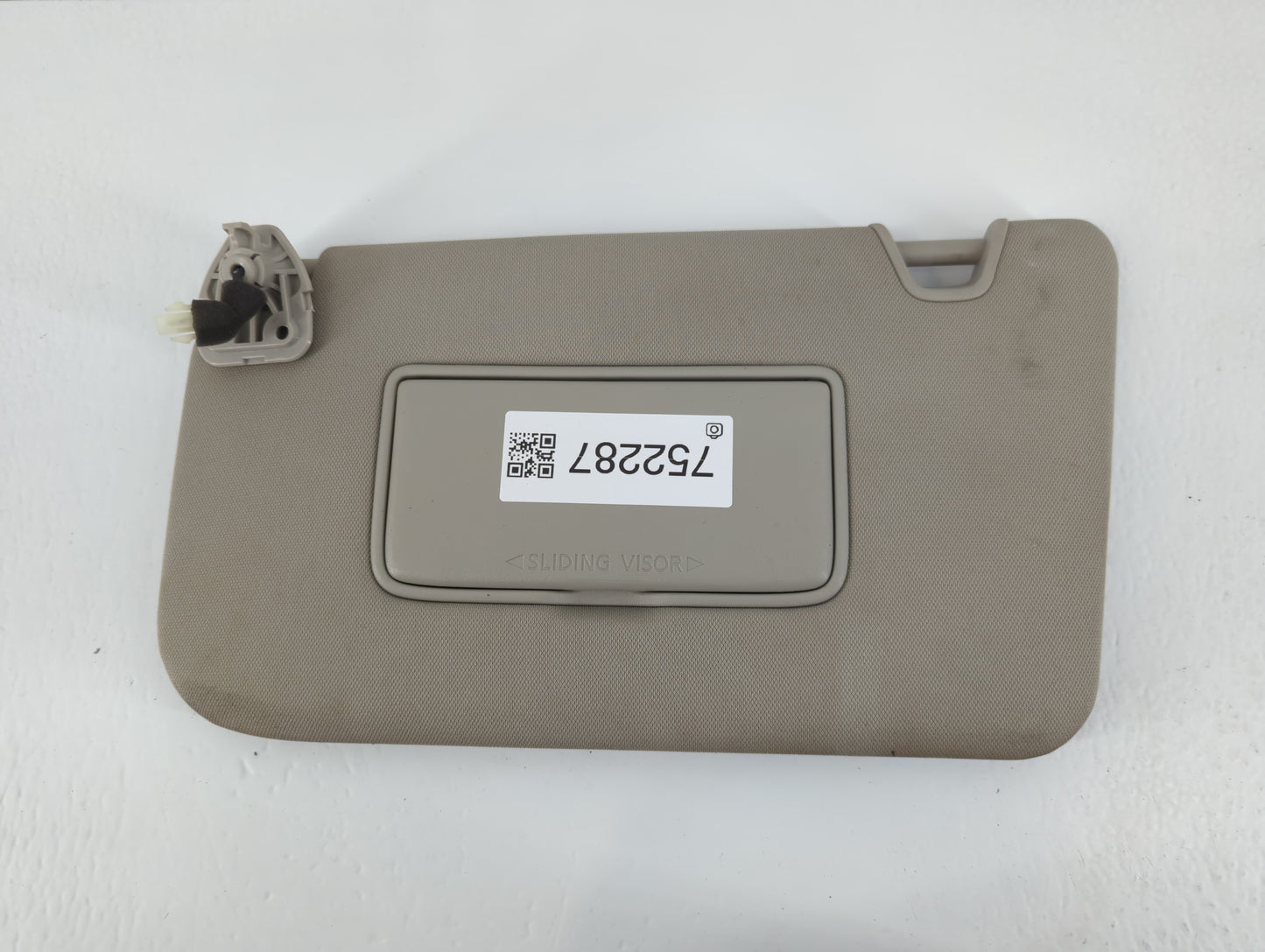 2014-2017 Nissan Rogue Sun Visor Shade Replacement Passenger Right Mirror Fits Fits 2014 2015 2016 2017 OEM Used Auto Parts 