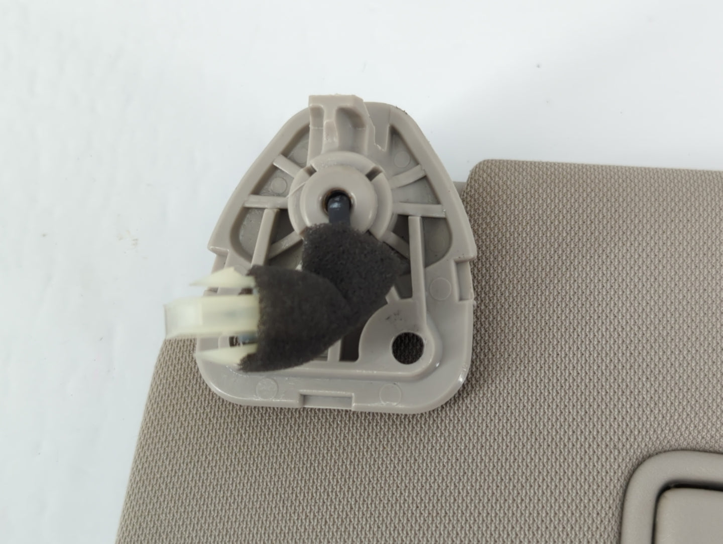 2014-2017 Nissan Rogue Sun Visor Shade Replacement Passenger Right Mirror Fits Fits 2014 2015 2016 2017 OEM Used Auto Parts 