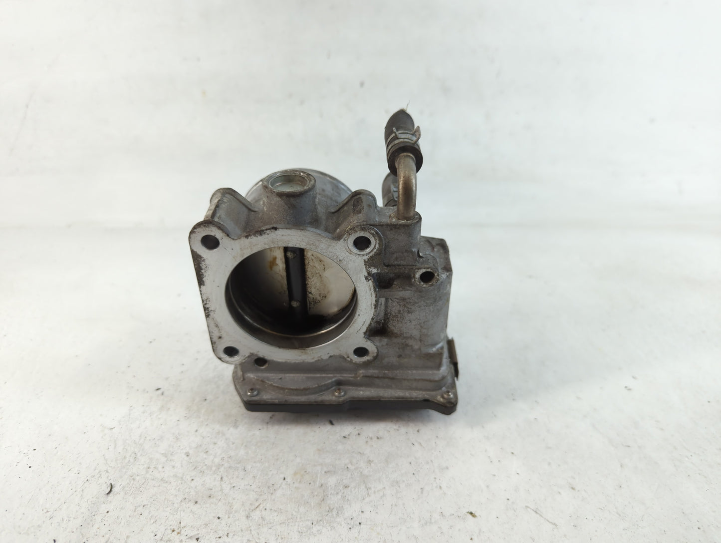 2014-2020 Nissan Rogue Throttle Body P/N:3TA60-01 B Fits Fits 2013 2014 2015 2016 2017 2018 2019 2020 OEM Used Auto Parts - 