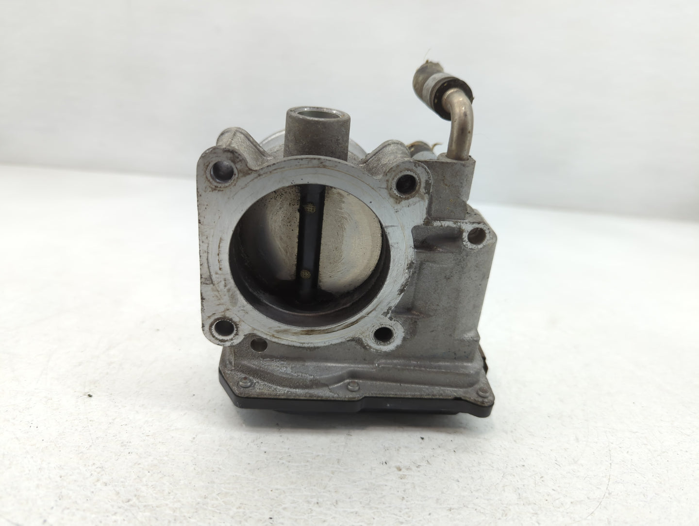 2017-2019 Nissan Rogue Throttle Body P/N:3TA60-01 B Fits Fits 2017 2018 2019 OEM Used Auto Parts - Oemusedautoparts1.com