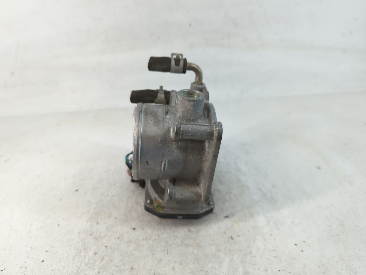 2014-2020 Nissan Rogue Throttle Body P/N:3TA60-01 B Fits Fits 2013 2014 2015 2016 2017 2018 2019 2020 OEM Used Auto Parts - 