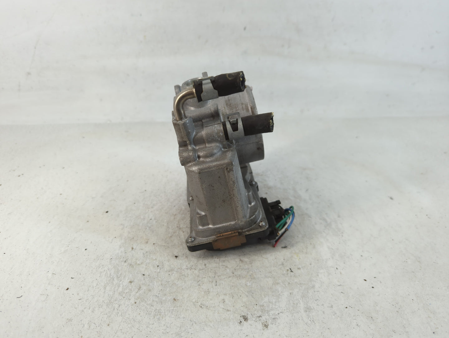 2014-2020 Nissan Rogue Throttle Body P/N:3TA60-01 B Fits Fits 2013 2014 2015 2016 2017 2018 2019 2020 OEM Used Auto Parts - 