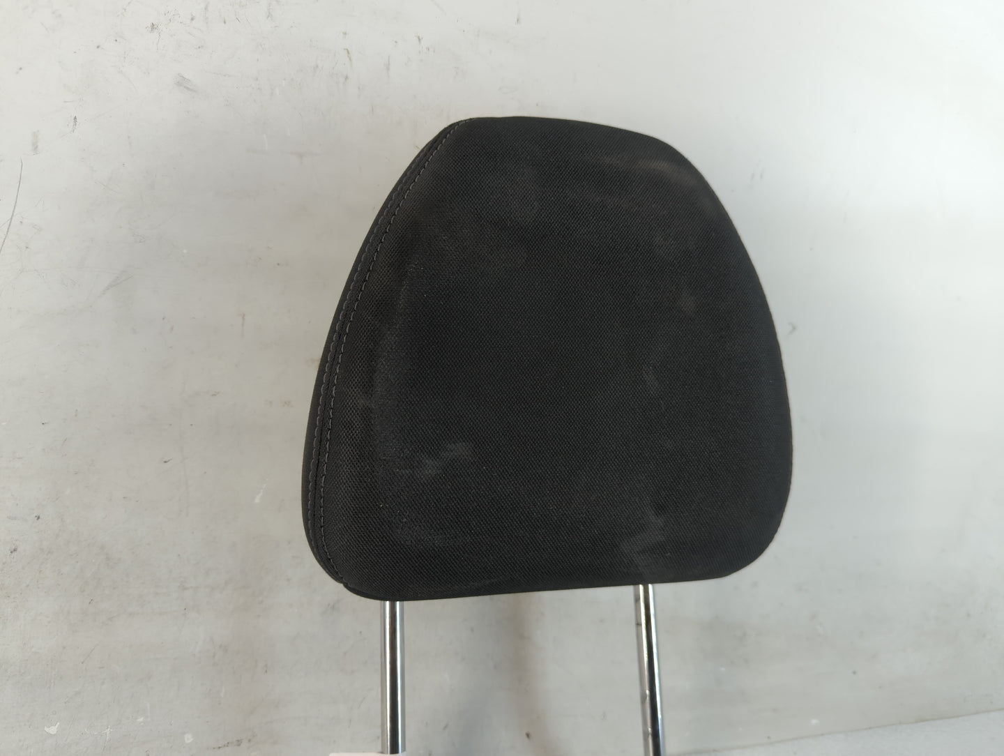 2017-2020 Nissan Rogue Headrest Head Rest Front Driver Passenger Seat Fits Fits 2017 2018 2019 2020 OEM Used Auto Parts - Oe