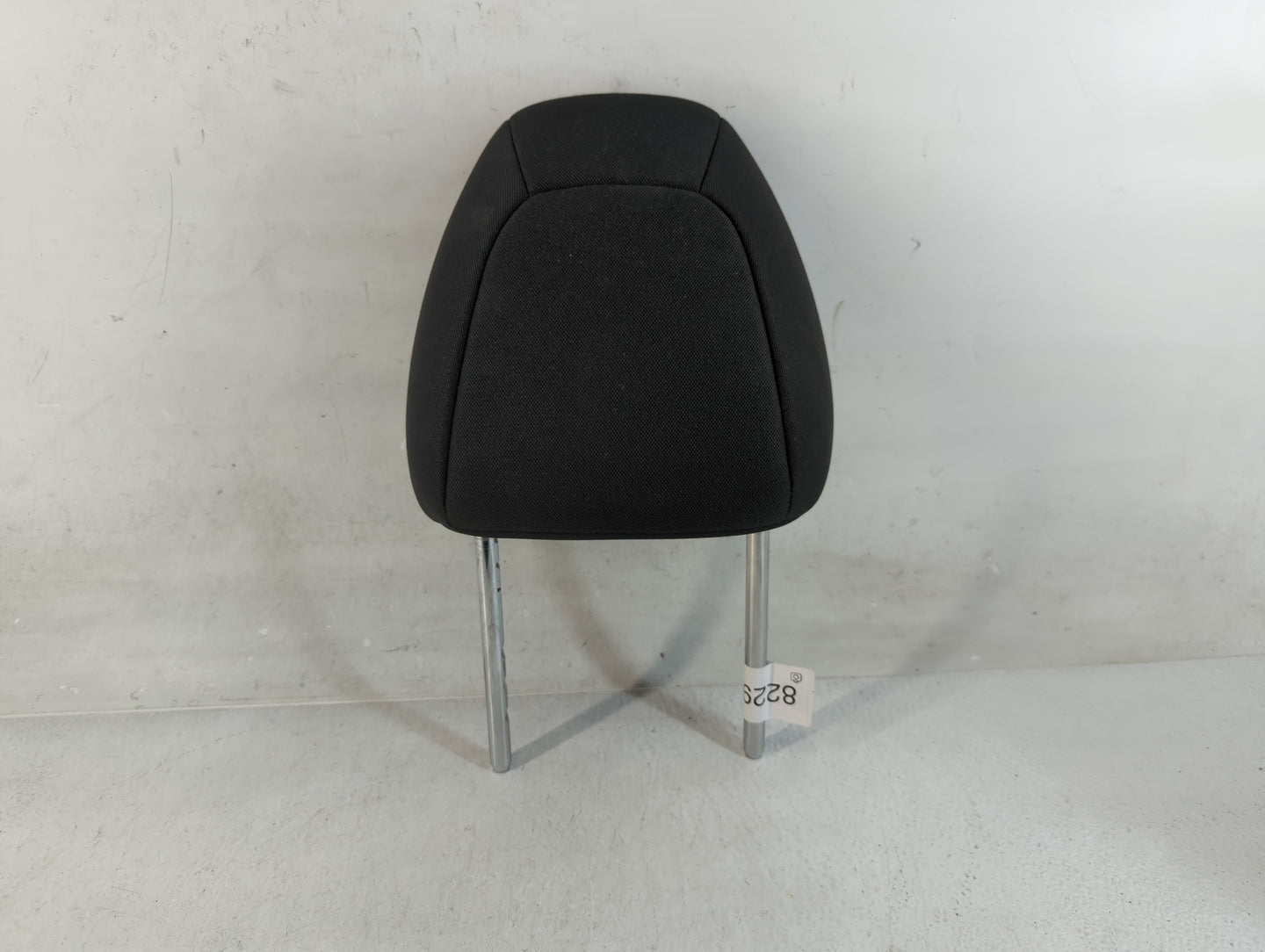 2017-2020 Nissan Rogue Headrest Head Rest Front Driver Passenger Seat Fits Fits 2017 2018 2019 2020 OEM Used Auto Parts - Oe