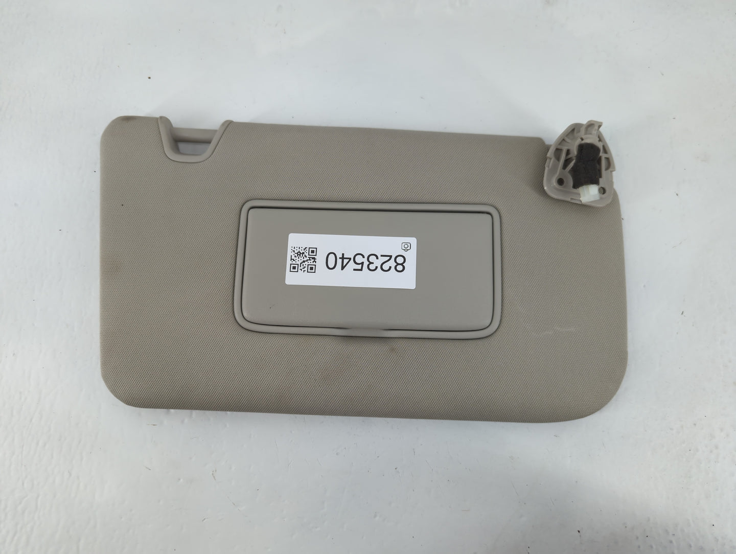 2014-2017 Nissan Rogue Sun Visor Shade Replacement Passenger Right Mirror Fits Fits 2014 2015 2016 2017 OEM Used Auto Parts 