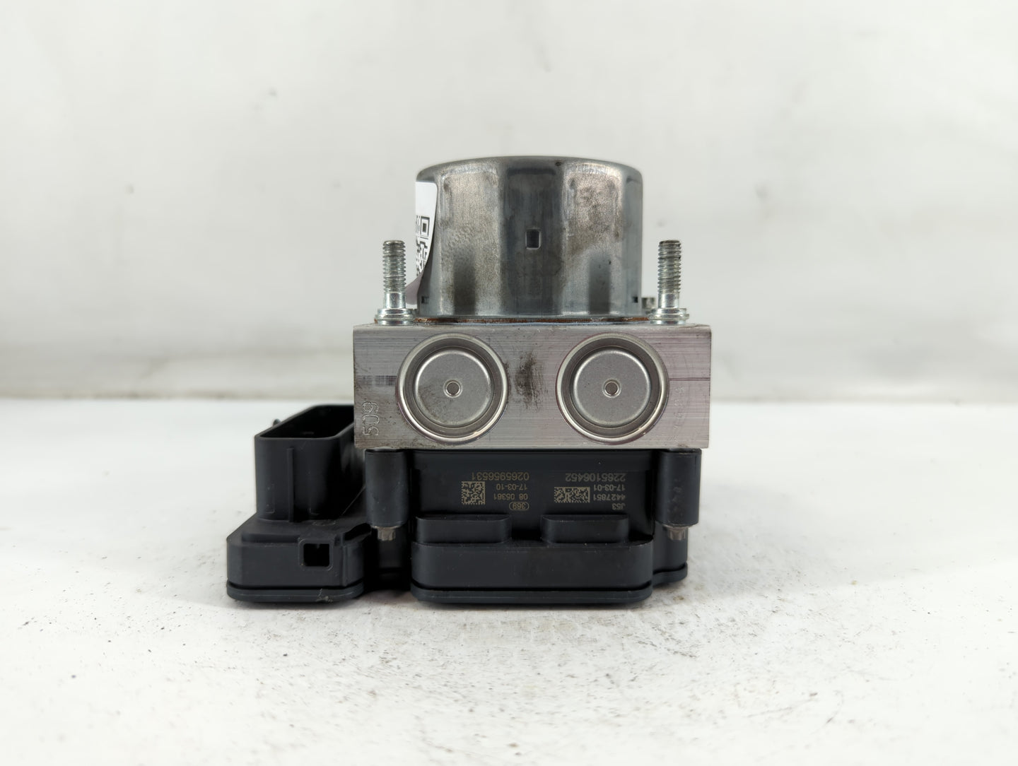 2017 Nissan Rogue ABS Pump Control Module Replacement P/N:47660 6EL0A Fits OEM Used Auto Parts - Oemusedautoparts1.com
