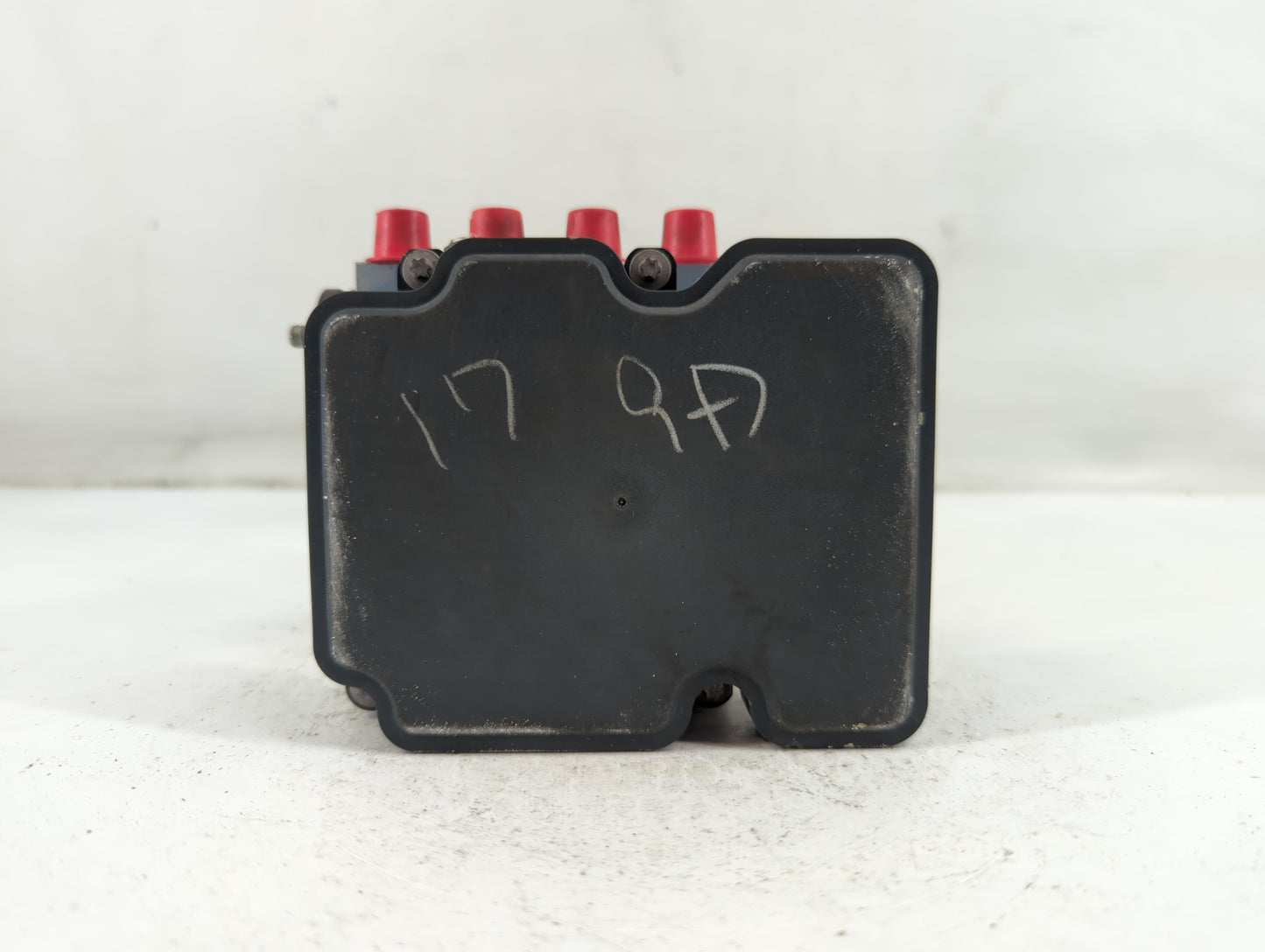 2017 Nissan Rogue ABS Pump Control Module Replacement P/N:47660 6EL0A Fits OEM Used Auto Parts - Oemusedautoparts1.com
