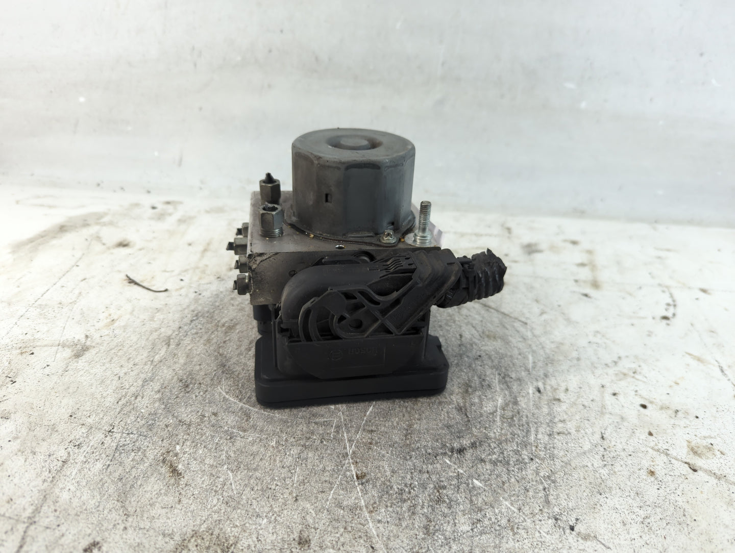 2017 Nissan Rogue ABS Pump Control Module Replacement P/N:47660 6FL0A Fits OEM Used Auto Parts - Oemusedautoparts1.com