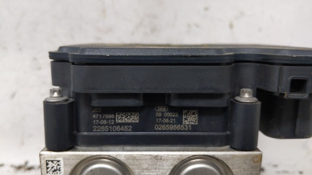2017 Nissan Rogue Anti-Lock Brake ABS Pump Module Actuator OEM Fits OEM Used Auto Parts - Oemusedautoparts1.com