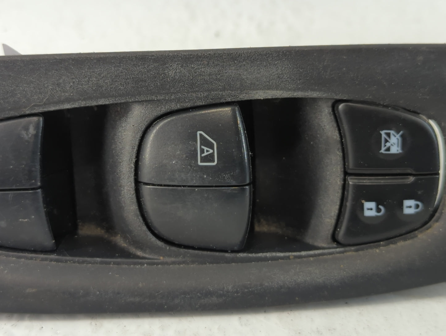 2017-2022 Nissan Rogue Sport Master Power Window Switch Replacement Driver Side Left P/N:25401 6MA0C Fits OEM Used Auto Part