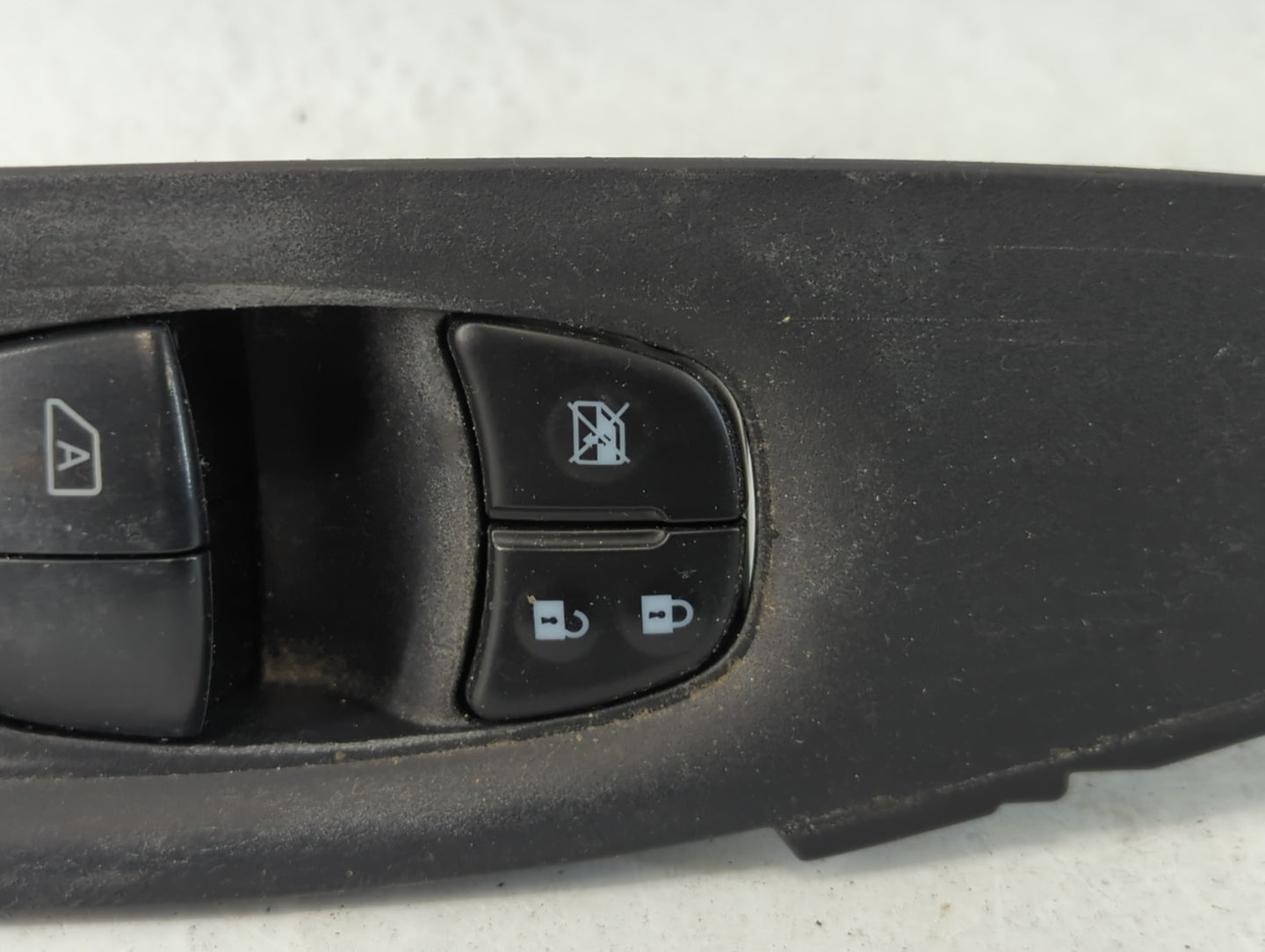 2017-2022 Nissan Rogue Sport Master Power Window Switch Replacement Driver Side Left P/N:25401 6MA0C Fits OEM Used Auto Part