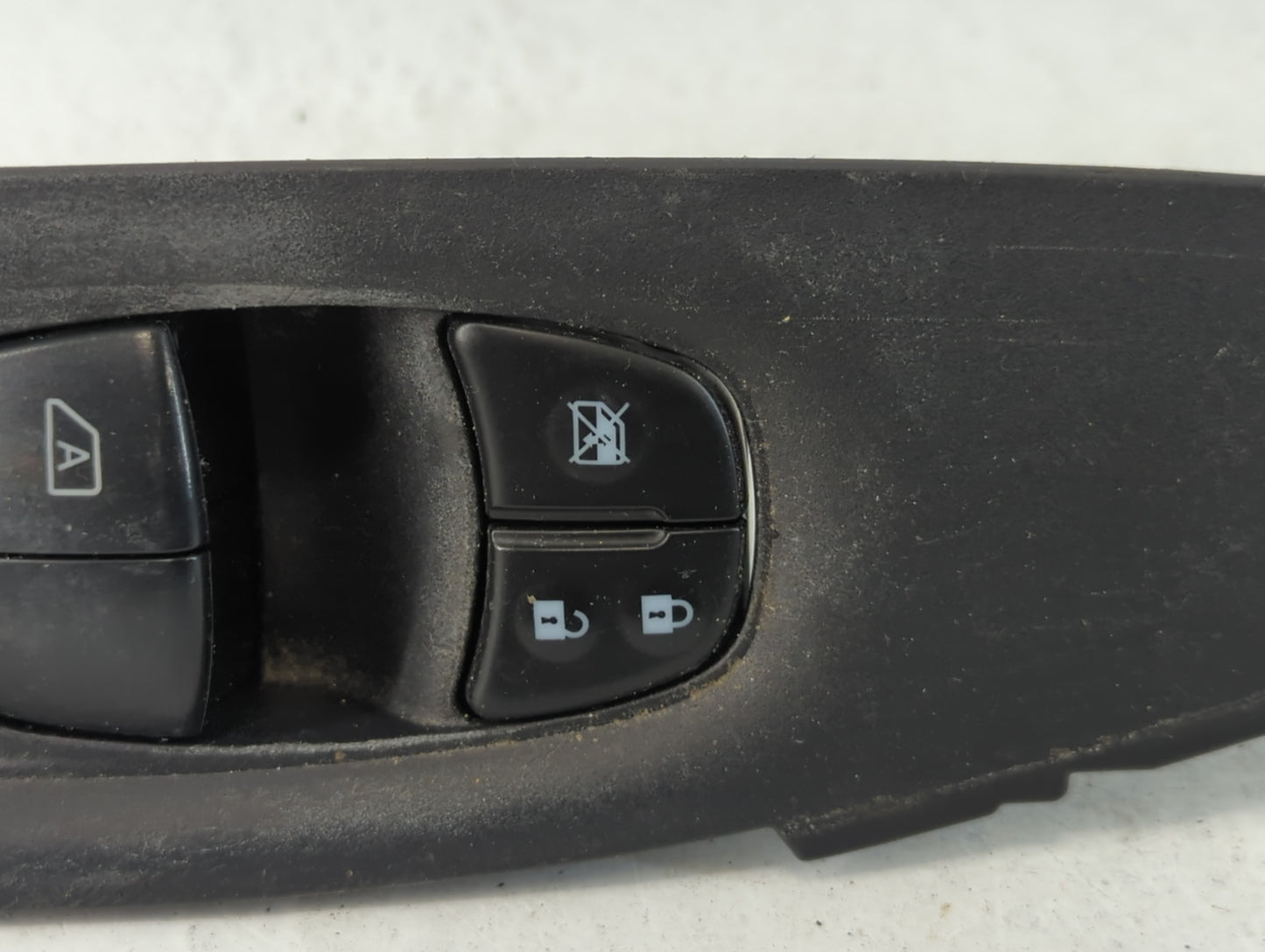 2017-2022 Nissan Rogue Sport Master Power Window Switch Replacement Driver Side Left P/N:25401 6MA0C Fits OEM Used Auto Part