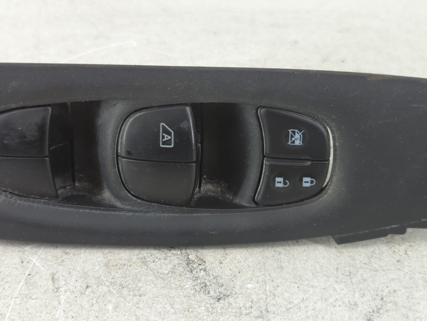 2017-2022 Nissan Rogue Sport Master Power Window Switch Replacement Driver Side Left P/N:25401 6MA0C Fits OEM Used Auto Part