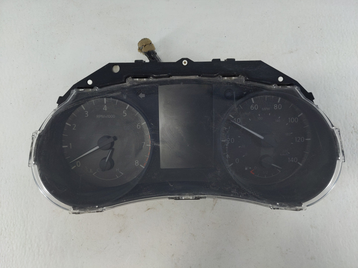 2017-2018 Nissan Rogue Sport Instrument Cluster Speedometer Gauges P/N:6MA1A/8BRN Fits Fits 2017 2018 OEM Used Auto Parts - 