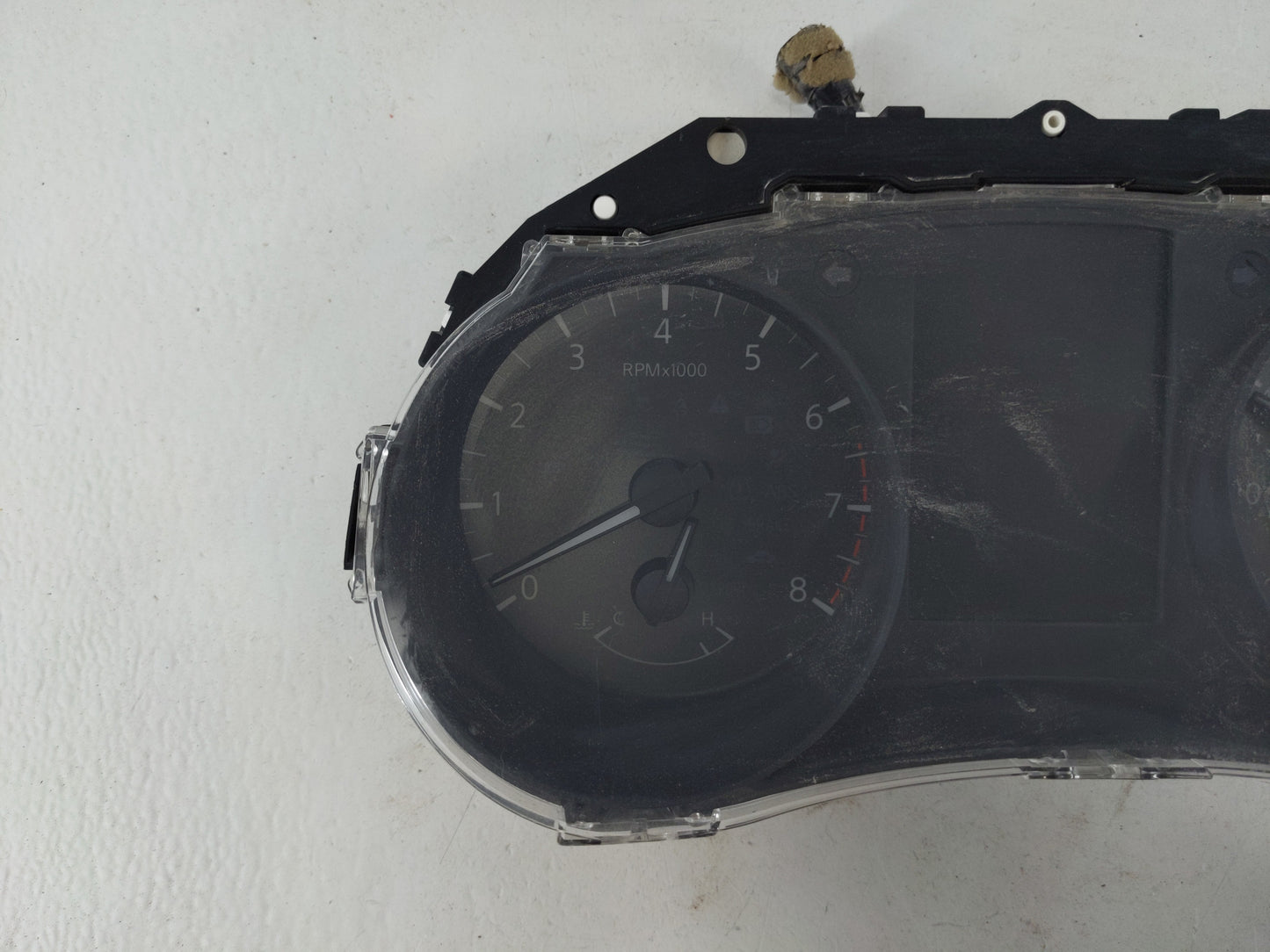 2017-2018 Nissan Rogue Sport Instrument Cluster Speedometer Gauges P/N:6MA1A/8BRN Fits Fits 2017 2018 OEM Used Auto Parts - 