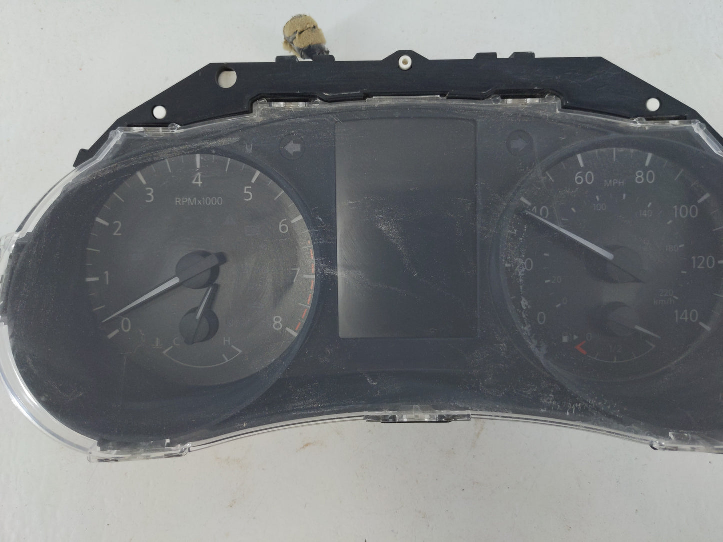 2017-2018 Nissan Rogue Sport Instrument Cluster Speedometer Gauges P/N:6MA1A/8BRN Fits Fits 2017 2018 OEM Used Auto Parts - 