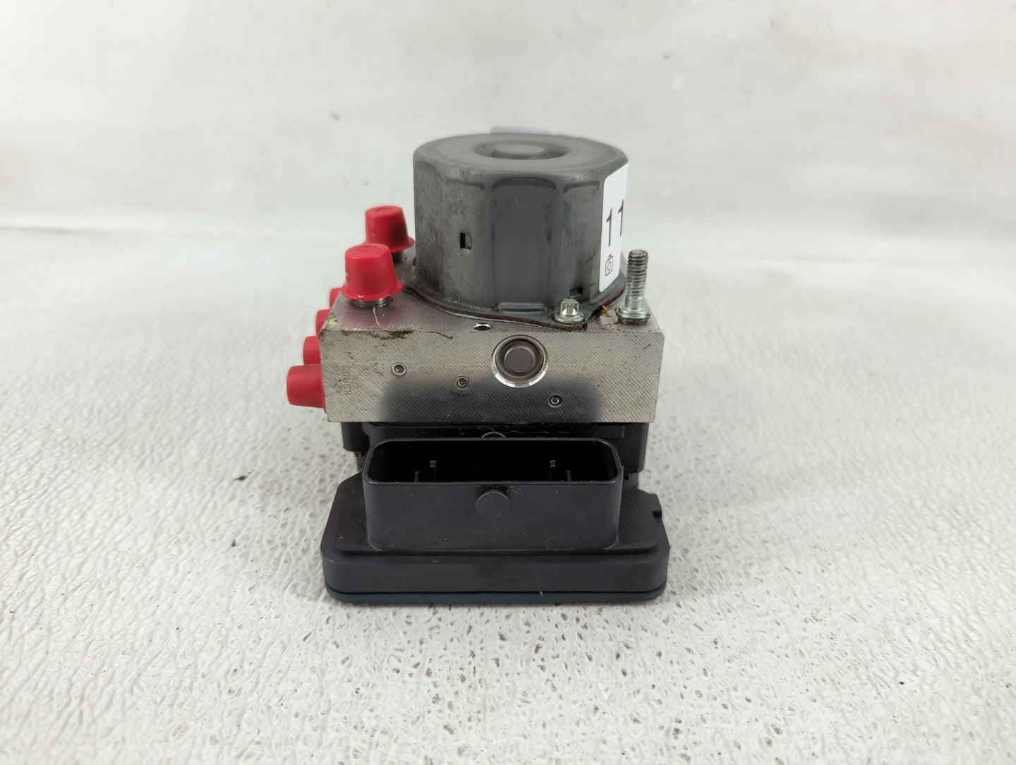 2017 Nissan Rogue Sport ABS Pump Control Module Replacement P/N:47660 6MA2A Fits OEM Used Auto Parts - Oemusedautoparts1.com