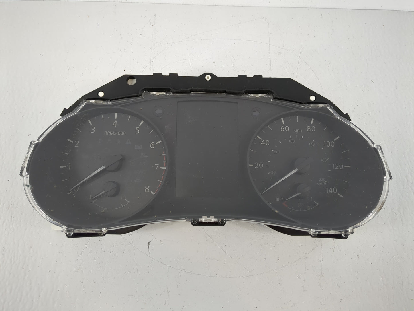 2017-2018 Nissan Rogue Sport Instrument Cluster Speedometer Gauges P/N:BA6MA1A Fits Fits 2017 2018 OEM Used Auto Parts - Oem